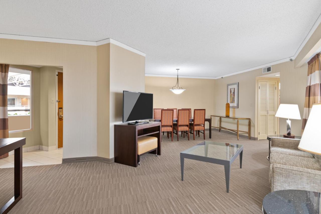 Harmony Suites Secaucus Meadowlands Bagian luar foto