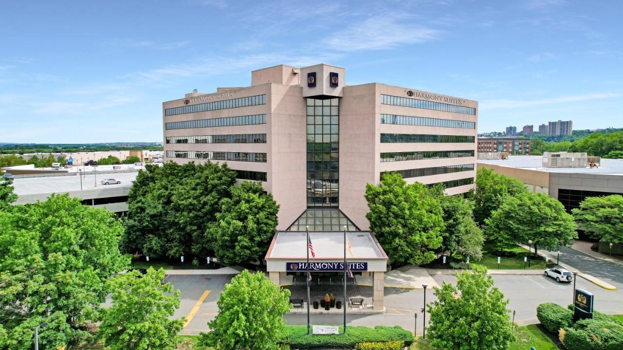 Harmony Suites Secaucus Meadowlands Bagian luar foto