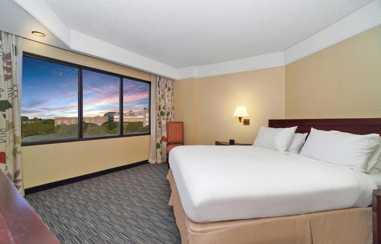Harmony Suites Secaucus Meadowlands Bagian luar foto